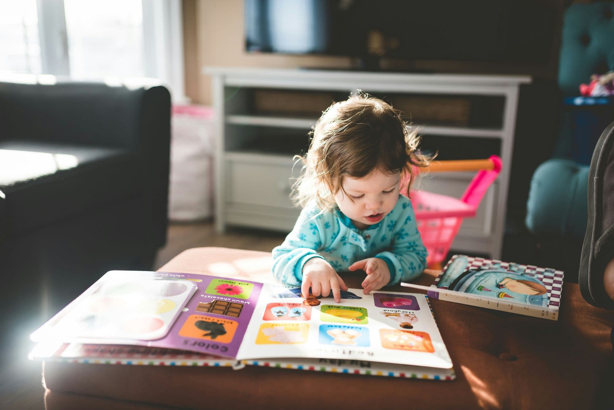 7 Tips To Engage Special Needs Preschoolers For Reading